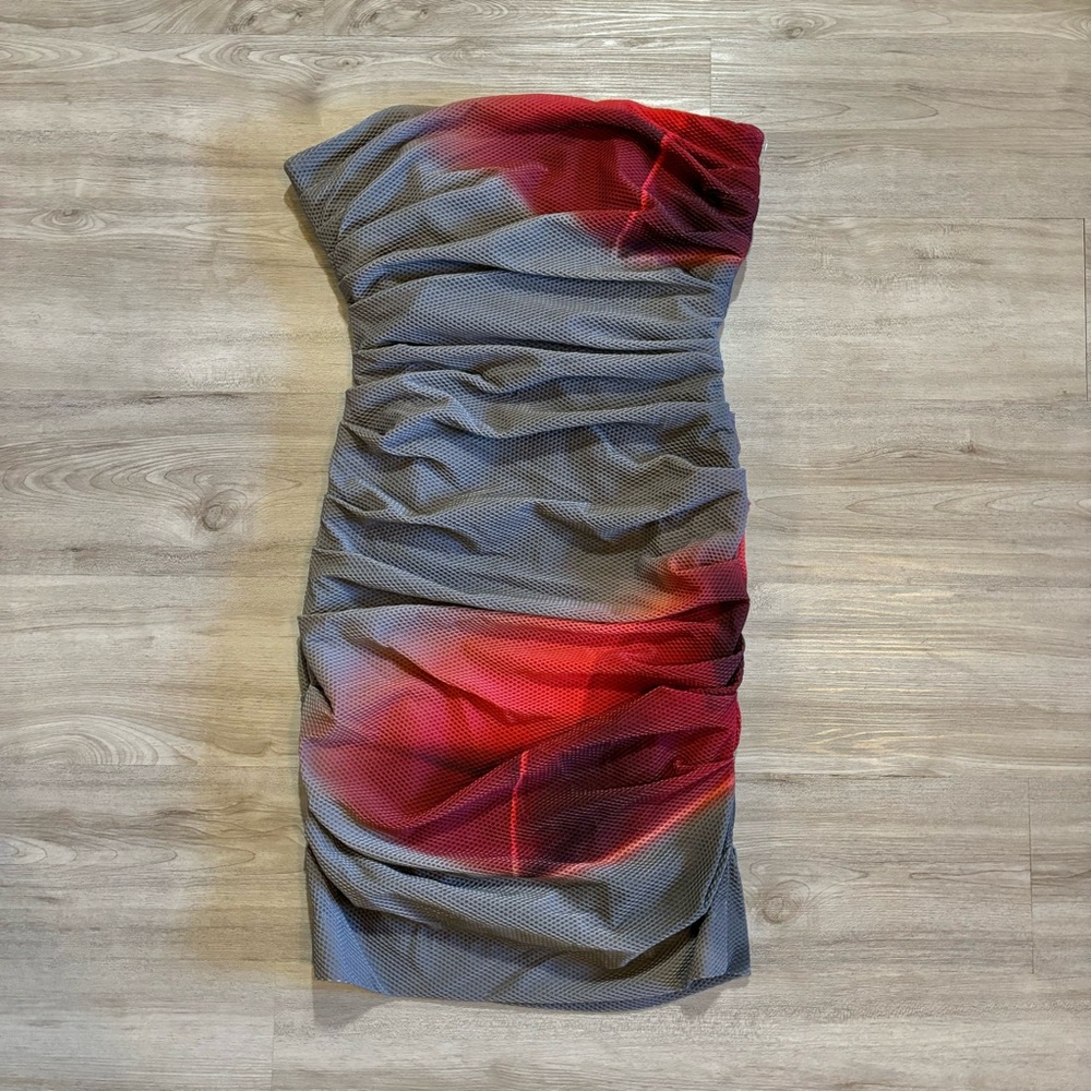 Nicole Miller Strapless Ruched Ombre Mesh Sz 10 Dress NWT Dark Romantic Modern